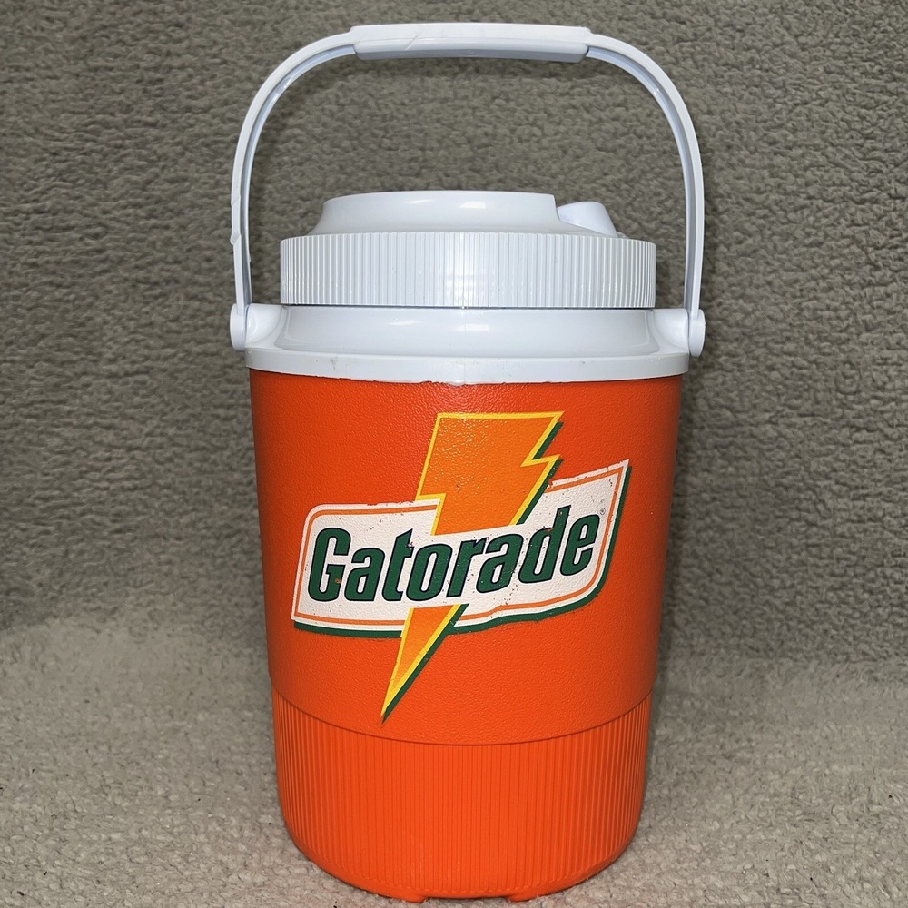 Gatorade Rubbermaid‎ 1 Gallon Orange Drink Cooler Jug Spout Thirst Quencher